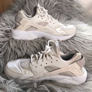 nike huarache bone white